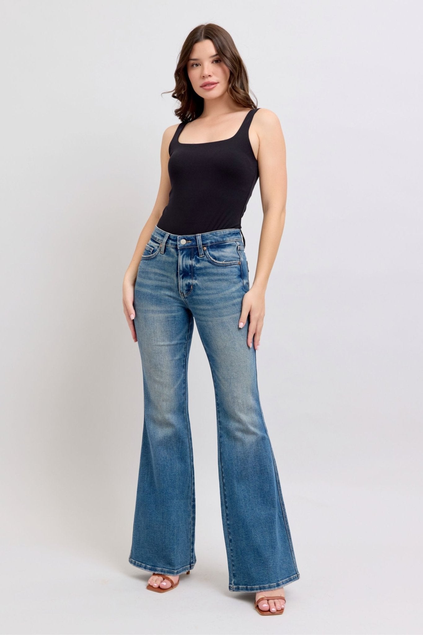 Judy Blue MR Tummy Control Vintage Wash Jeans - Too Dimes Boutique