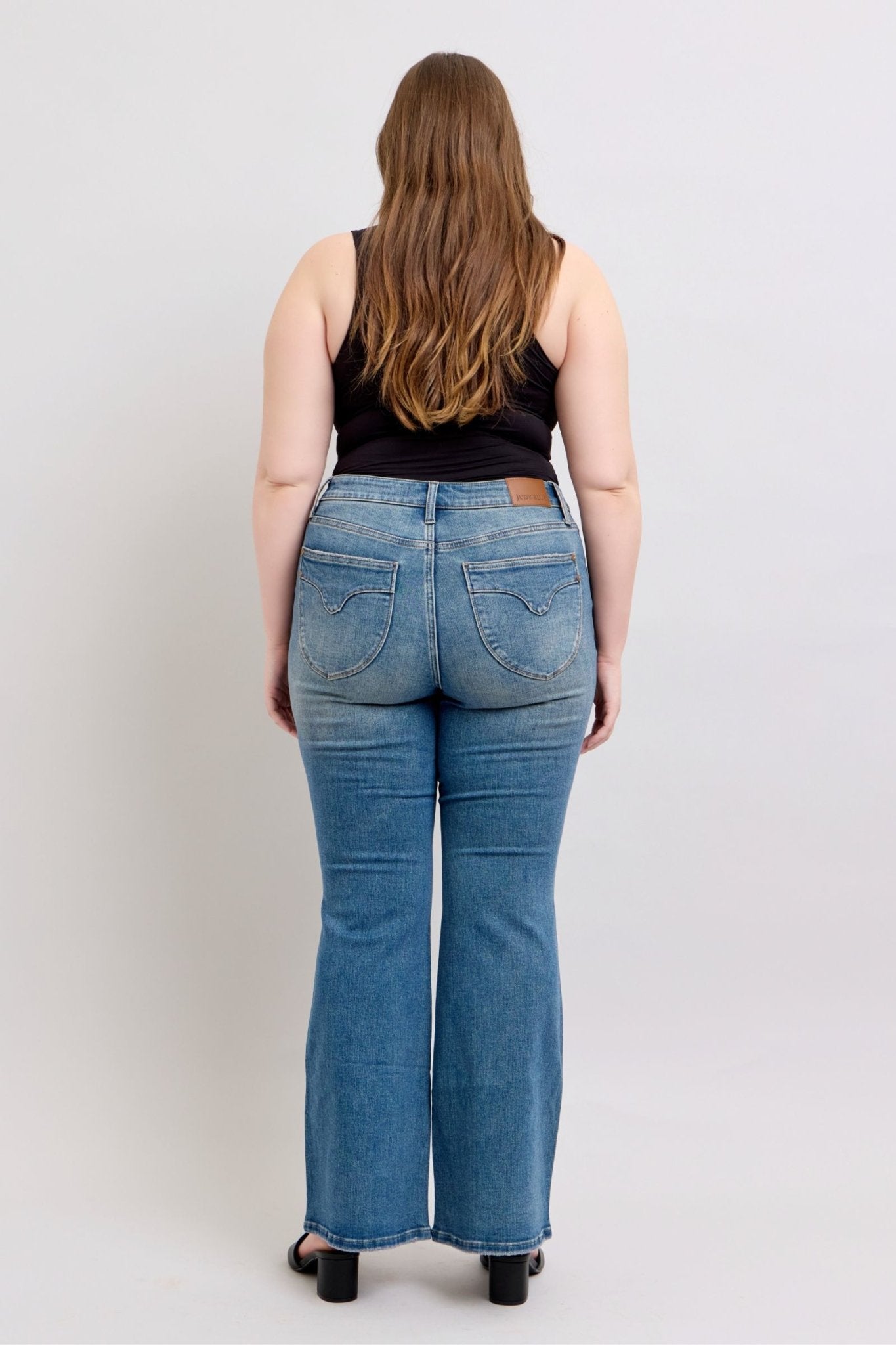 Judy Blue MR Tummy Control Vintage Wash Jeans - Too Dimes Boutique